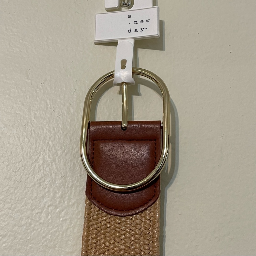 A 3/$15 ❤️ New Day Brown Woven Belt